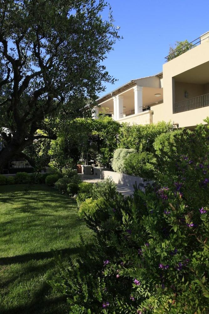 Residence Hoteliere 4 Etoiles Les Mas Du Grand Vallon Mougins Exterior foto